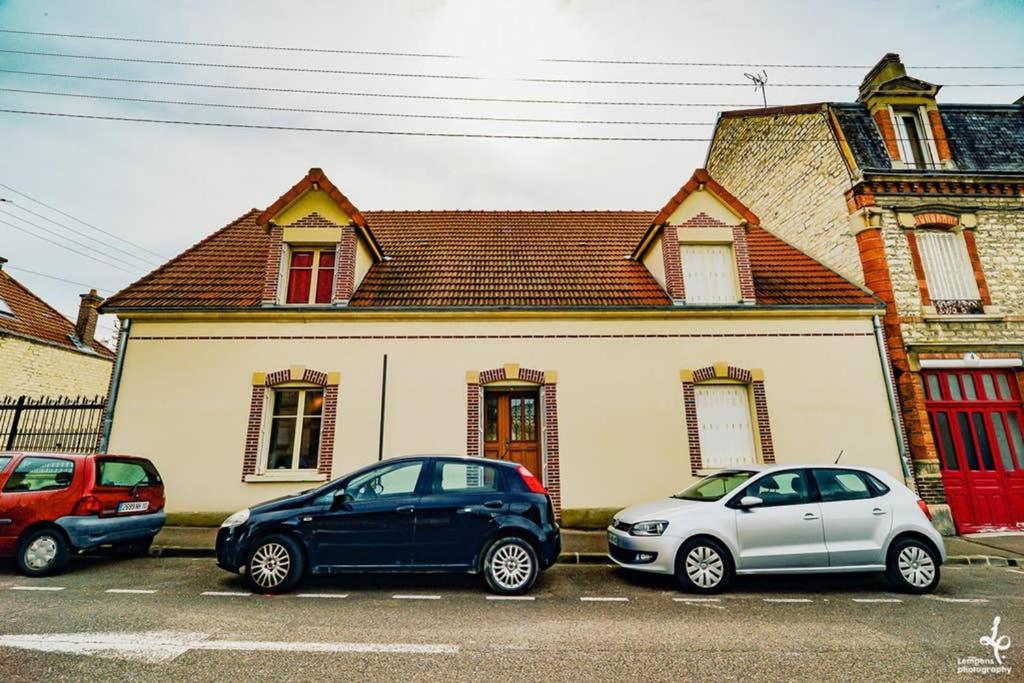 Maison Piscine Interieure Et Garage Troyes Exterior photo